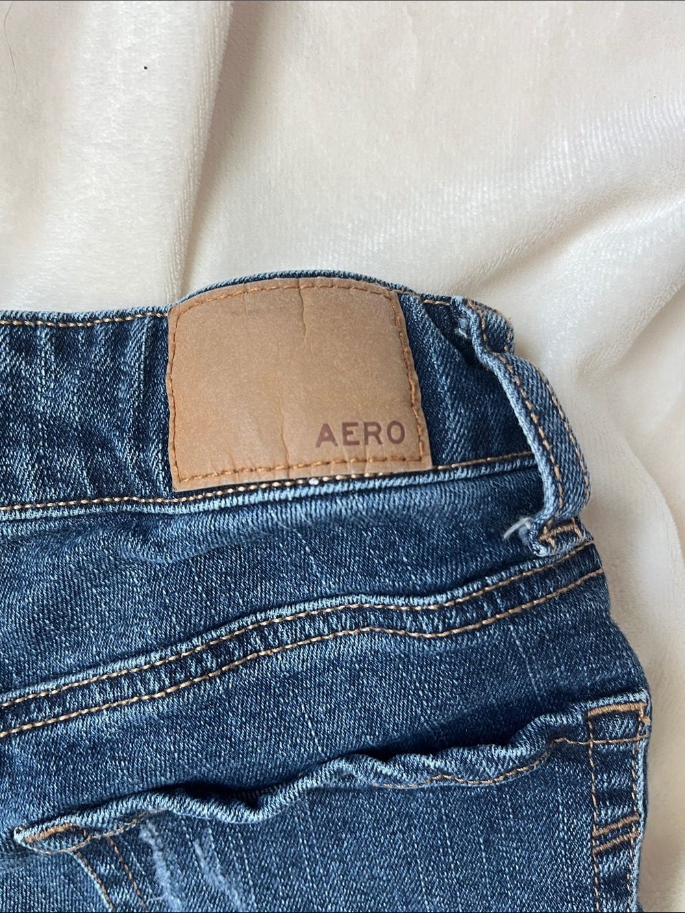 Size 000 distressed, rolled up, Low Rise Midi shorts - Picture 6 of 7